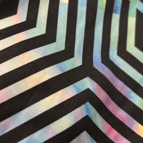 EDM Geometric Patterned Shorts. Festival Music tie-dye. Nearly New. 30 - Picture 3 of 7